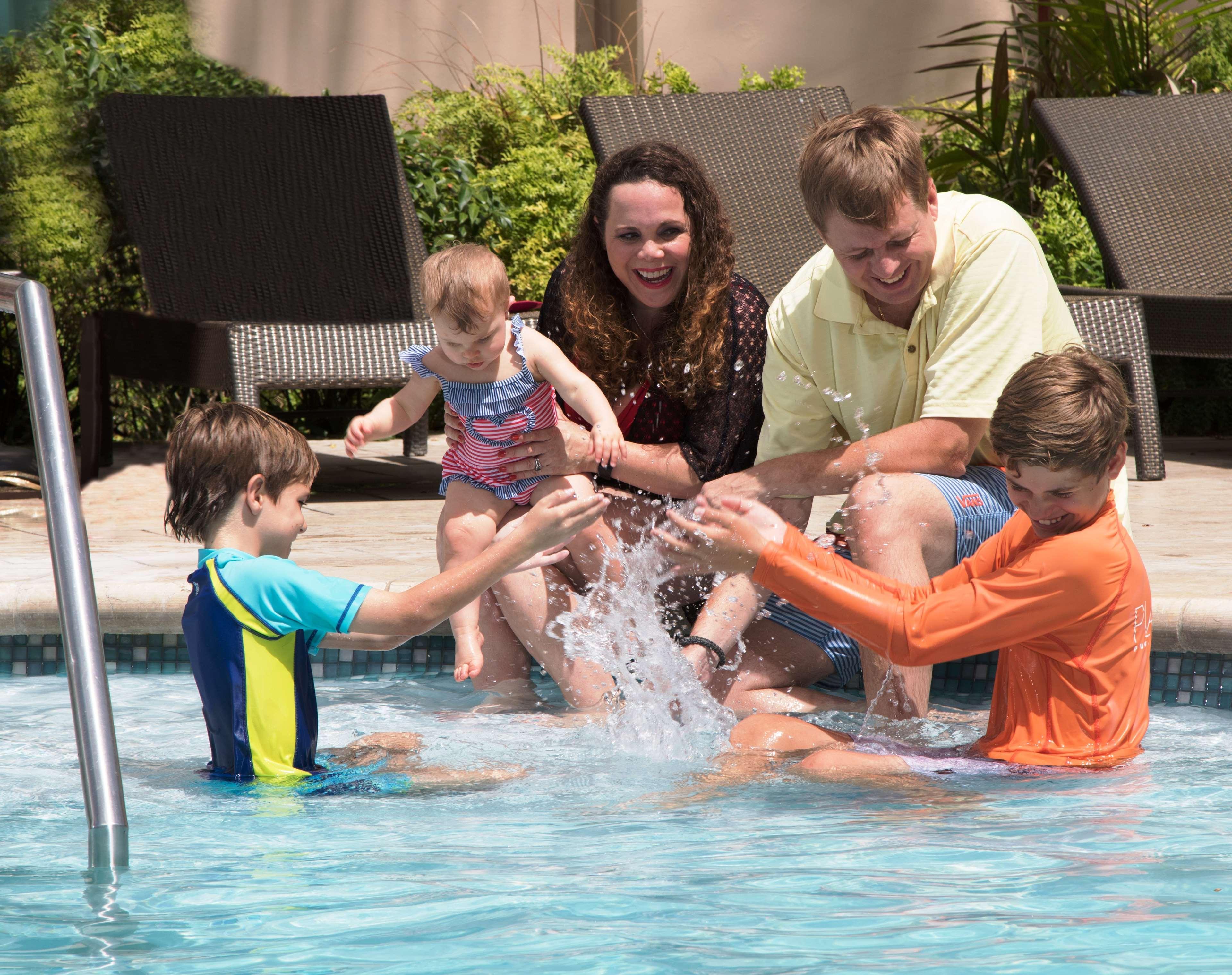Hampton Inn & Suites San Juan Carolina Dış mekan fotoğraf