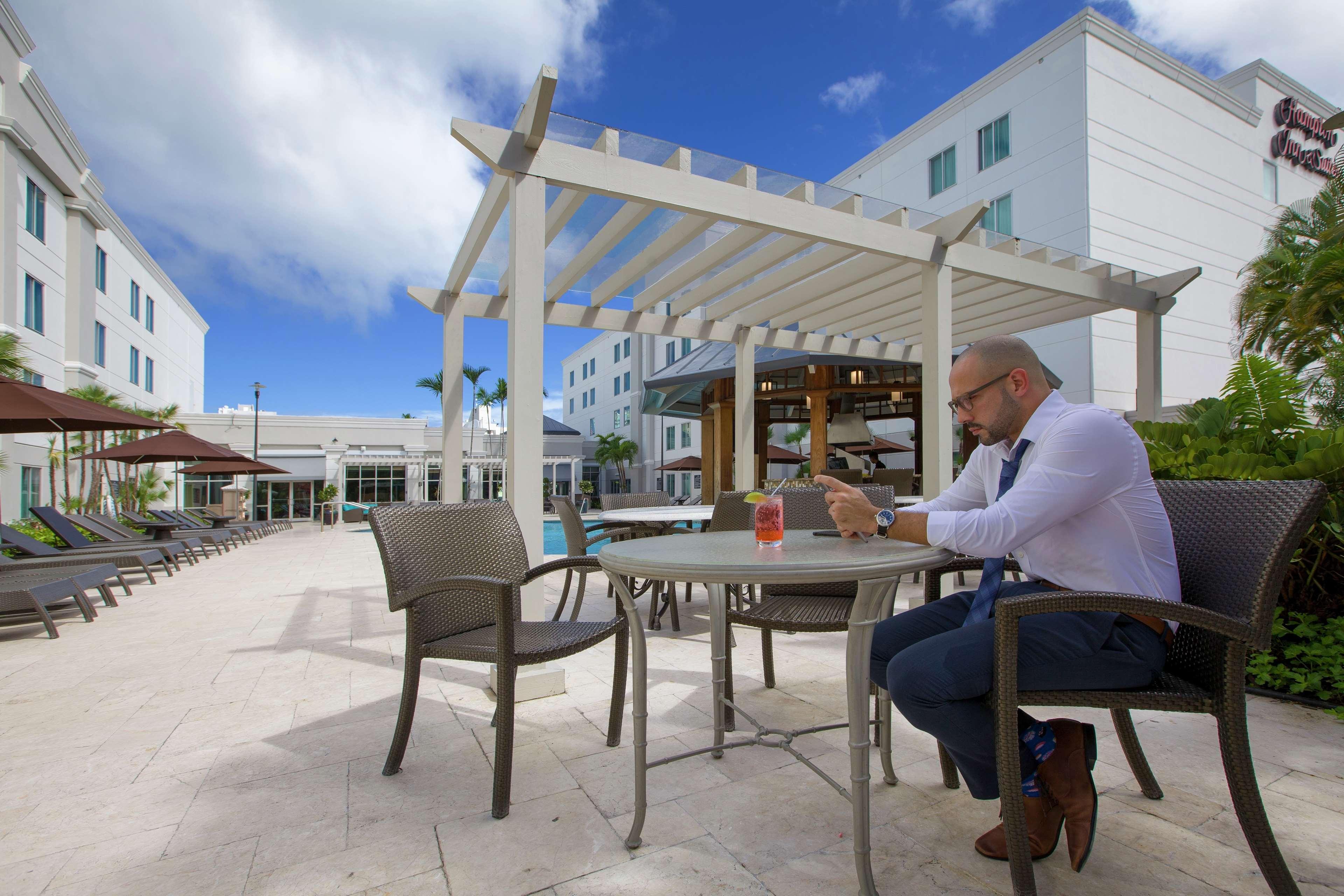 Hampton Inn & Suites San Juan Carolina Dış mekan fotoğraf