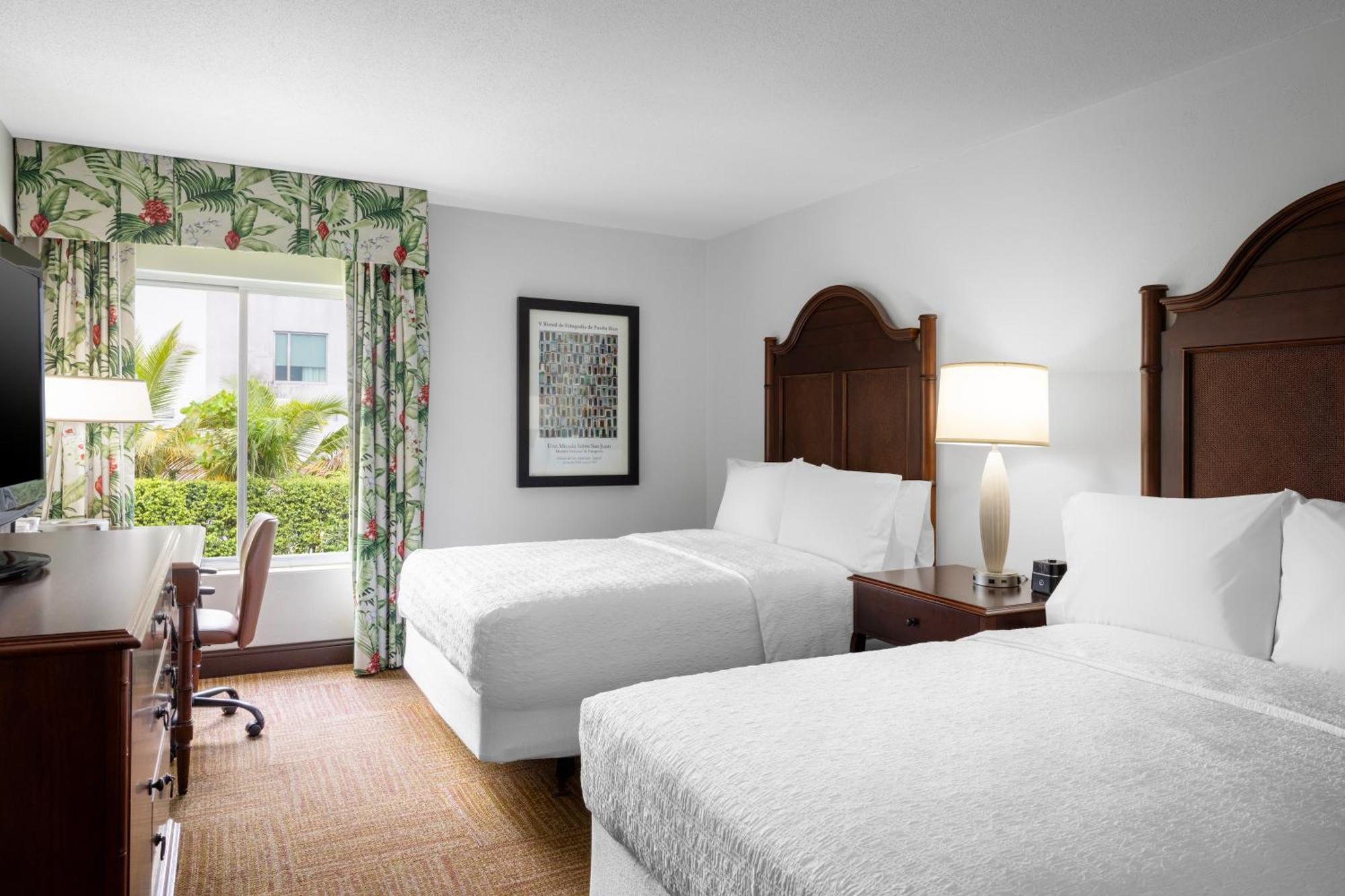 Hampton Inn & Suites San Juan Carolina Dış mekan fotoğraf