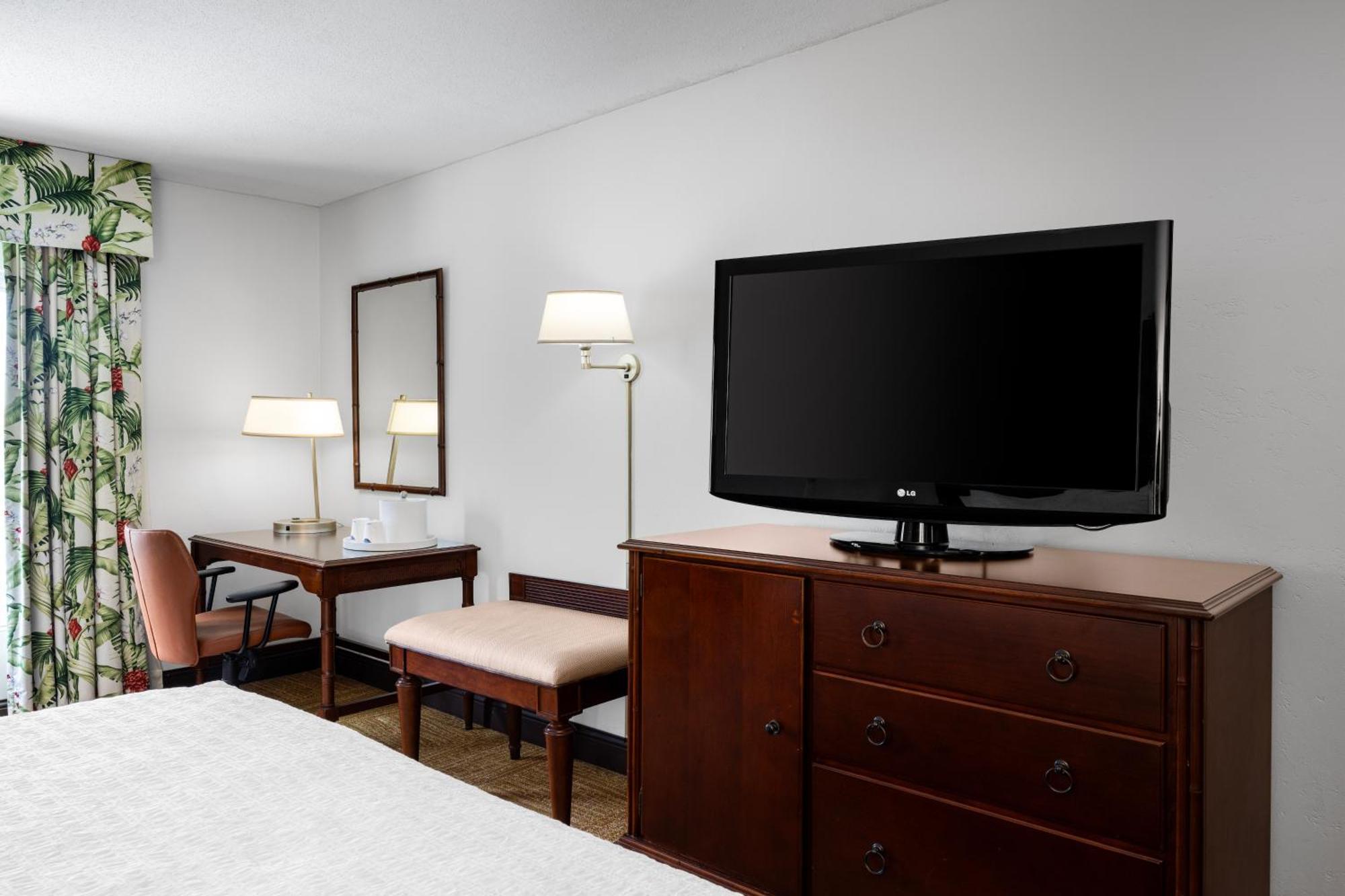 Hampton Inn & Suites San Juan Carolina Dış mekan fotoğraf