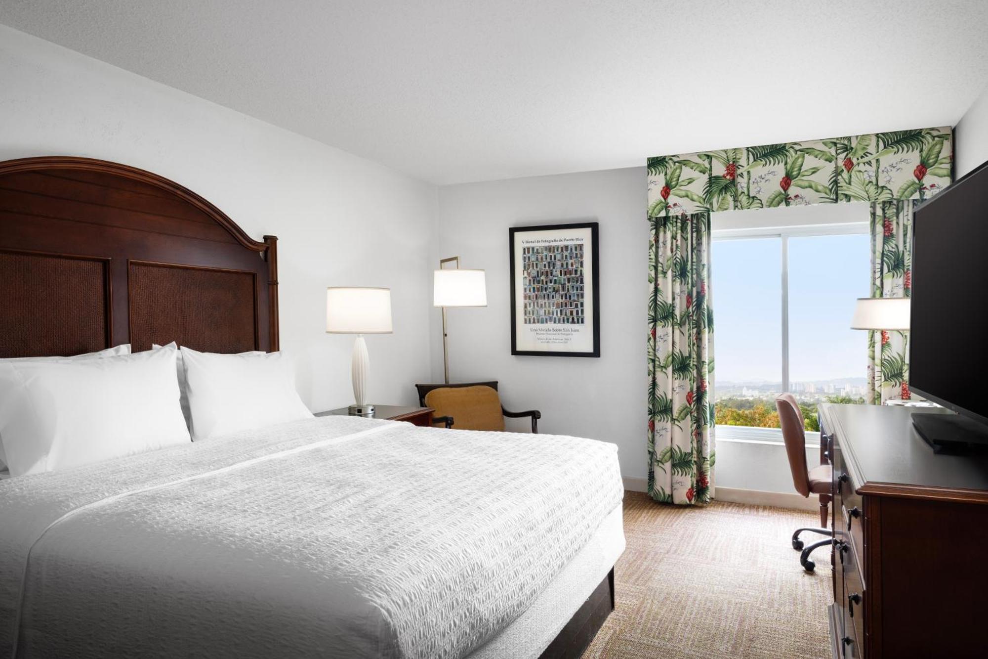 Hampton Inn & Suites San Juan Carolina Dış mekan fotoğraf