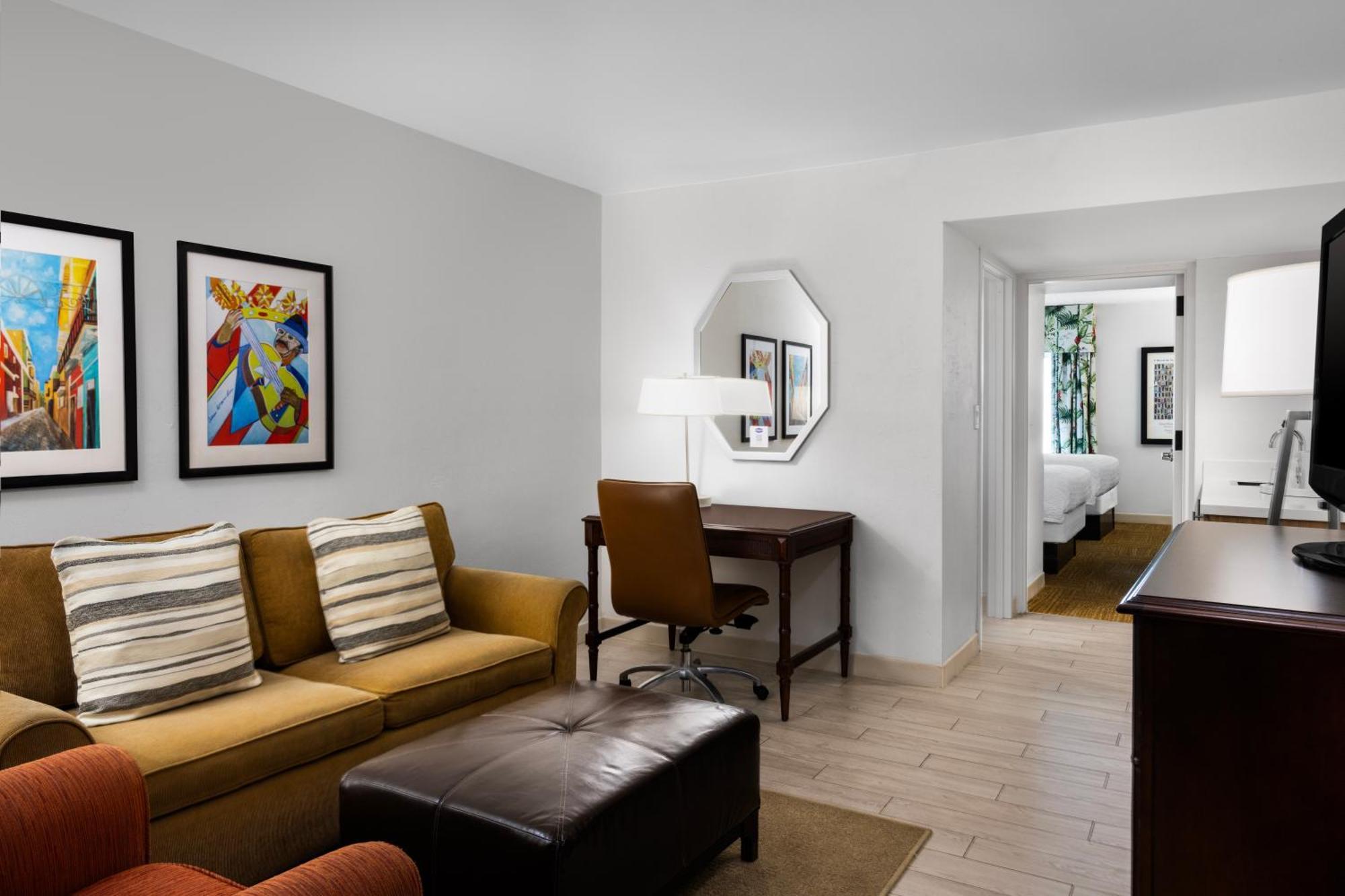 Hampton Inn & Suites San Juan Carolina Dış mekan fotoğraf