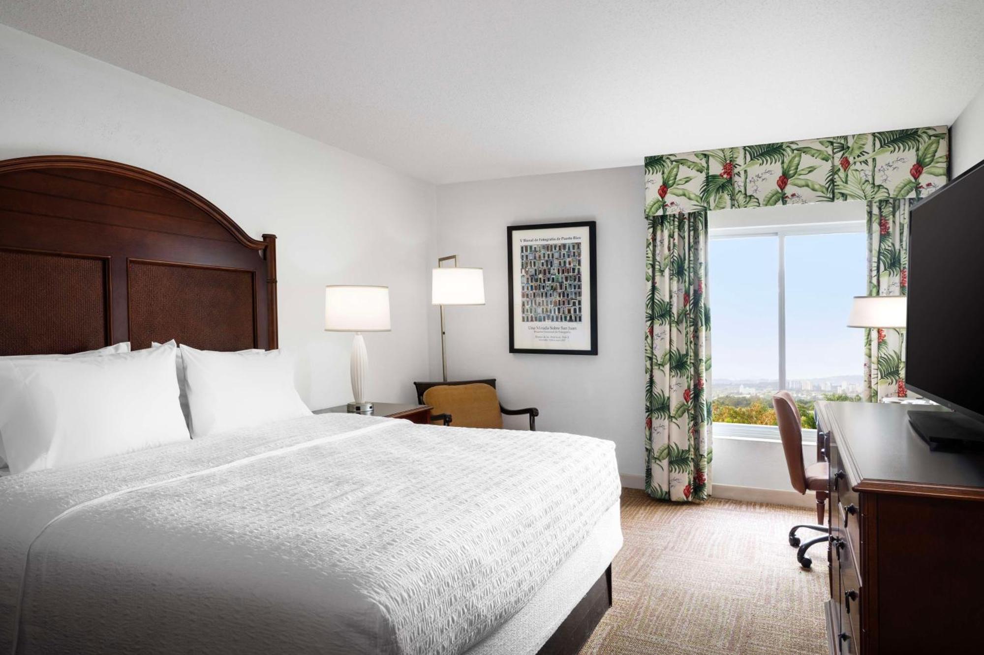 Hampton Inn & Suites San Juan Carolina Dış mekan fotoğraf