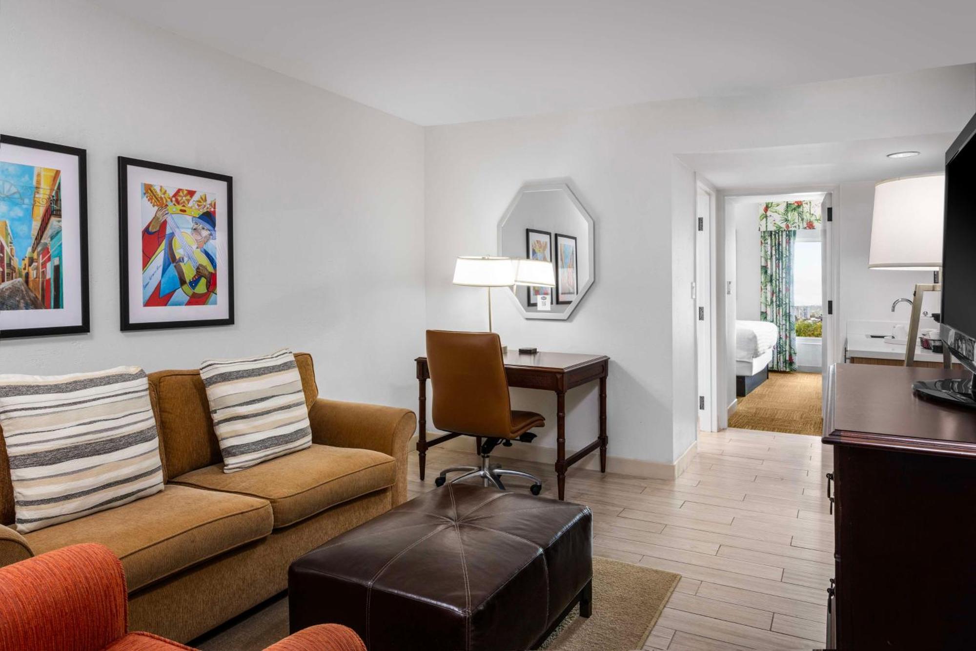 Hampton Inn & Suites San Juan Carolina Dış mekan fotoğraf