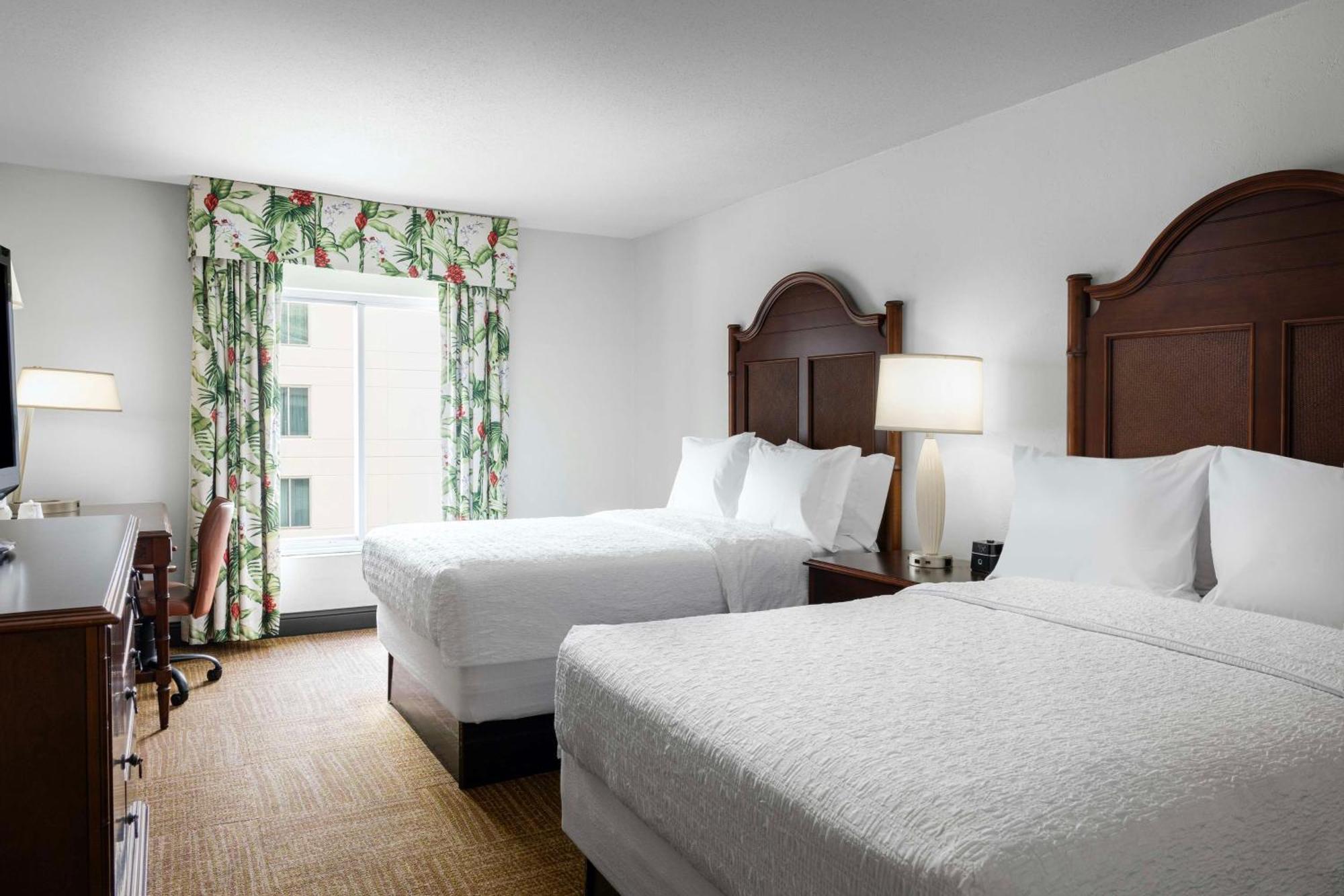 Hampton Inn & Suites San Juan Carolina Dış mekan fotoğraf